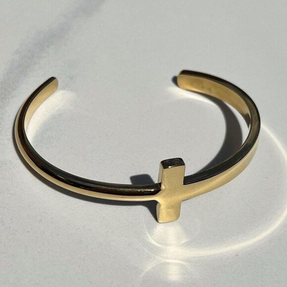 New! “Ximena” Adjustable Gold Bracelet - Picture 2 of 3